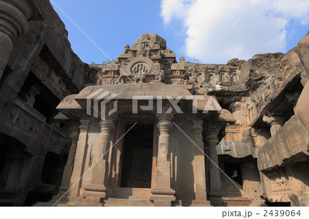エローラ石窟 第32窟ジャイナ教寺院 エローラ石窟 第32窟ジャイナ教寺院 2439064
