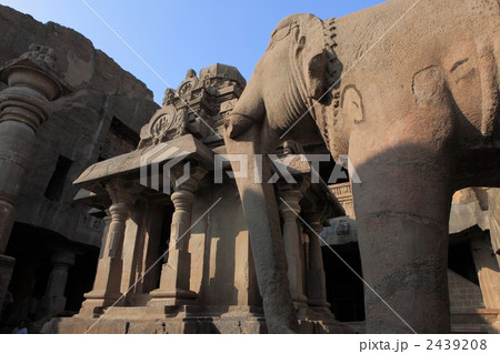 エローラ石窟 第32窟ジャイナ教寺院 エローラ石窟 第32窟ジャイナ教寺院 2439208
