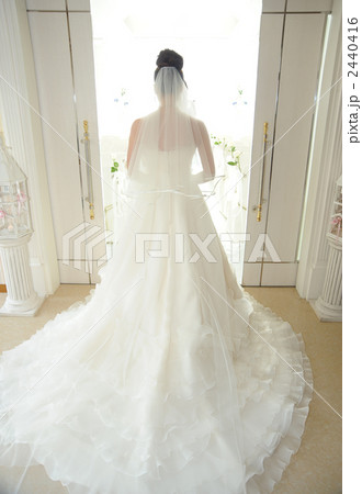 ウェディングドレス ウェディングドレス 2440416