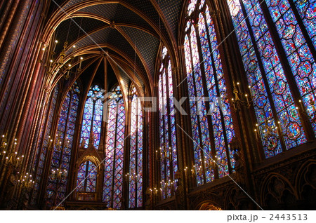 サントシャペルのステンドグラス サントシャペルのステンドグラス 2443513