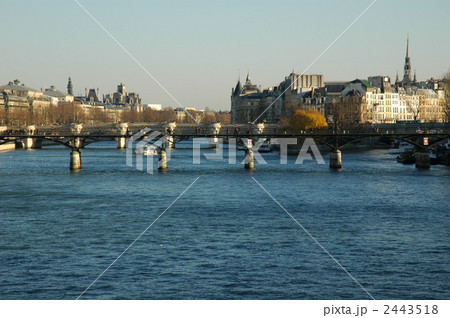 セーヌ川の風景　芸術橋 2443518