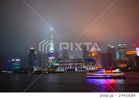 上海 上海 2445684