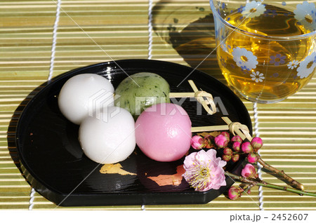 三色団子 三色団子 2452607