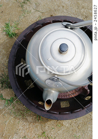 昭和の香りの漂うヤカン 昭和の香りの漂うヤカン 2458627