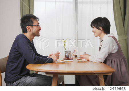 新居の新婚生活イメージ 2459668