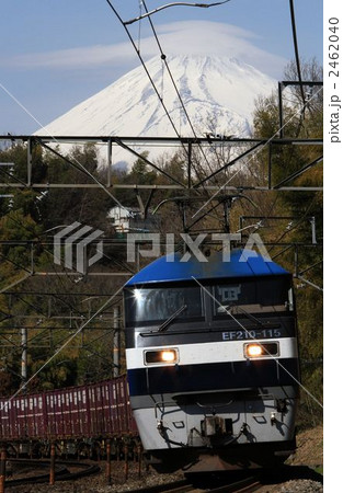 東海道線富士山笠雲 2462040