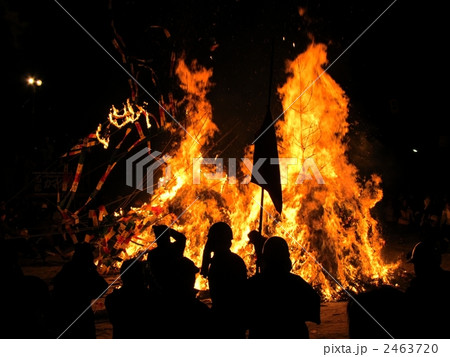 六郷のカマクラ行事 2463720