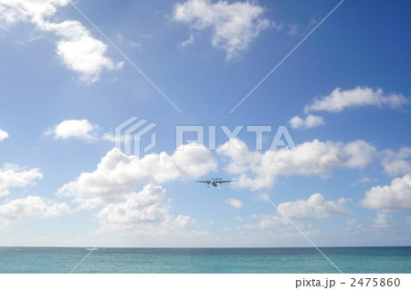 南国へ向かう旅客機 南国へ向かう旅客機 2475860