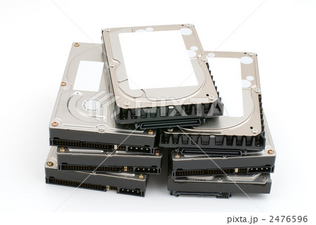 積み上げたハードディスク 2476596
