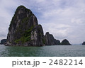 ベトナムのハロン湾 2482214