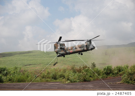 陸上自衛隊大型ヘリ、チヌーク(東富士演習場畑岡地区/静岡県御殿場市) 陸上自衛隊大型ヘリ、チヌーク(東富士演習場畑岡地区/静岡県御殿場市) 2487405