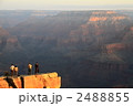 朝日に照らされるグランドキャニオン　Grand Canyon in the morning 2488855