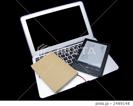 電子書籍とキーボード 2489148