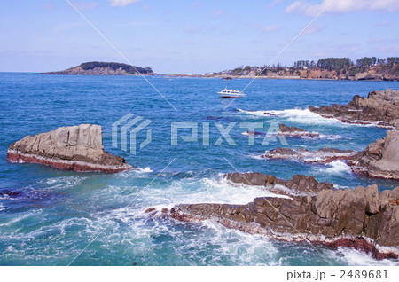 遊覧船と雄島 2489681