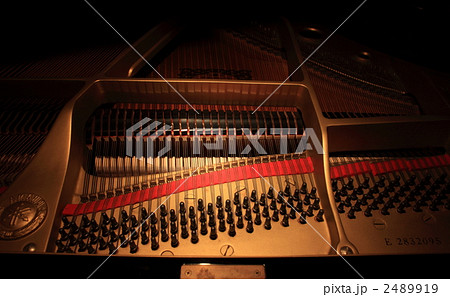 ピアノ ピアノ 2489919