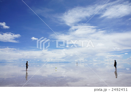 ウユニでサッカー ウユニでサッカー 2492451