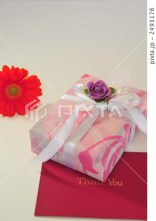 プレゼント 2493176