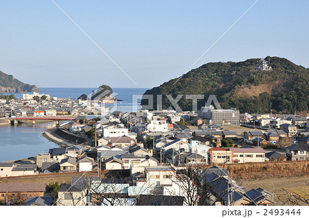 【四国八十八ヶ所】第二十三番 薬王寺から見た日和佐の風景 徳島県海部郡美波町 【四国八十八ヶ所】第二十三番 薬王寺から見た日和佐の風景 徳島県海部郡美波町 2493444