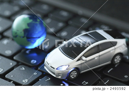 エコカーと地球とパソコン 2493592