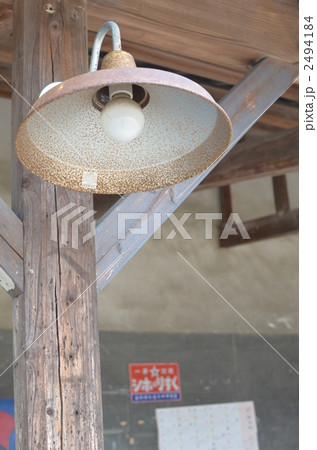 レトロな外灯 2494184