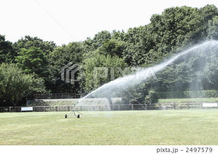 公園のスプリンクラー 公園のスプリンクラー 2497579