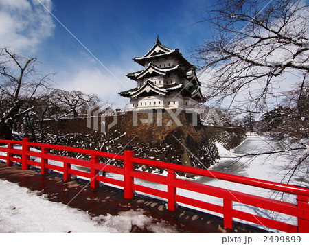 雪の弘前城 2499899