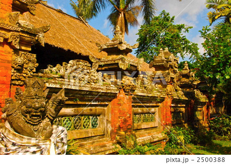 ウブド王宮「プリサレンアグン」(ウブド・バリ島/インドネシア) ウブド王宮「プリサレンアグン」(ウブド・バリ島/インドネシア) 2500388