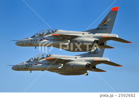 T-4練習機の編隊飛行 T-4練習機の編隊飛行 2502682
