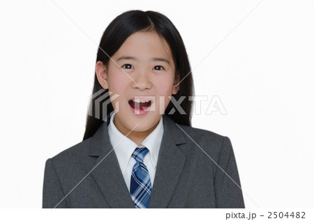 中学生の女の子 2504482