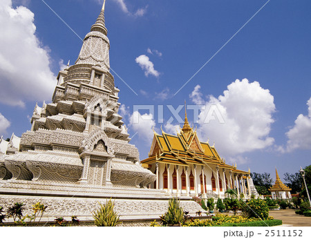 プノンペンのシルバーパゴダ プノンペンのシルバーパゴダ 2511152
