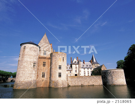 シュリー・シュル・ロワール城 2518065