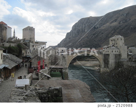 ボスニア・ヘルツェゴヴィナ、モスタルの旧市街 2520988