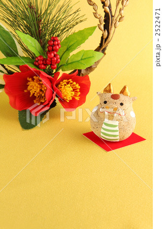 辰・桐の粉人形と椿04 2522471