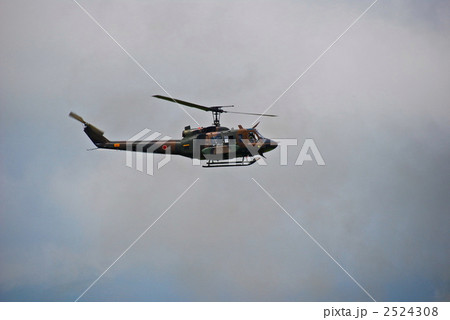 汎用ヘリコプター「ヒューイ」（東富士演習場畑岡地区／静岡県御殿場市） 2524308