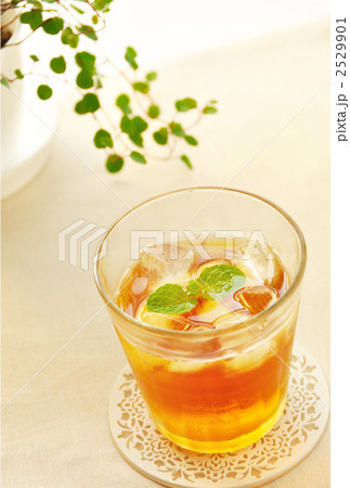 アイスミントティー 縦1の写真素材