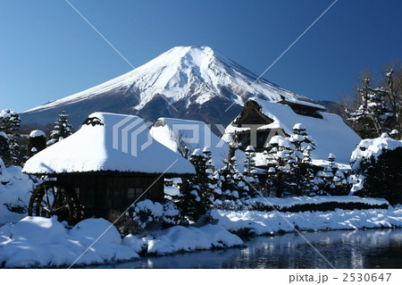 雪の忍野村 2530647