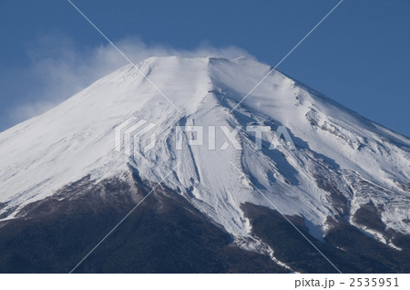吹雪く富士 2535951
