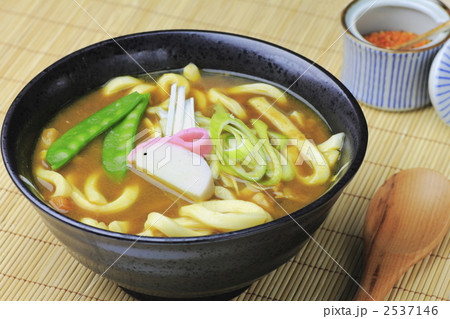 カレーうどんと七味唐辛子 2537146