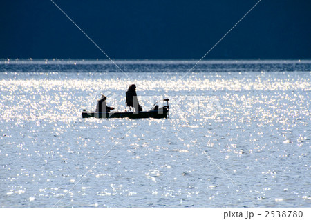 アベックのボートフィッシング 2538780