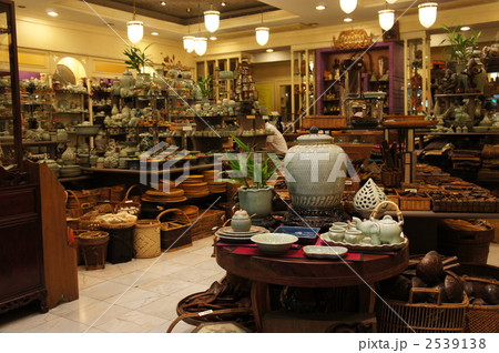 タイの土産物屋さん タイの土産物屋さん 2539138