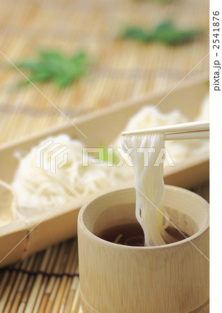 素麺とめんつゆ 素麺とめんつゆ 2541876