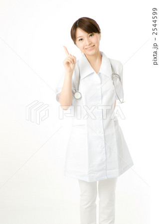 指差す医療従事者 2544599