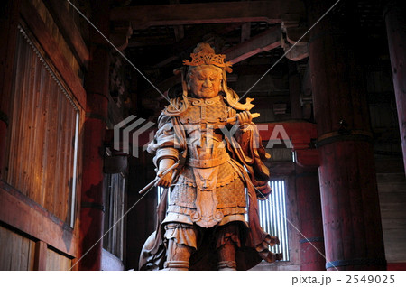 東大寺金堂の広目天-1 2549025