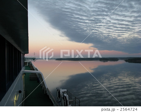 早朝のバルト海 2564724