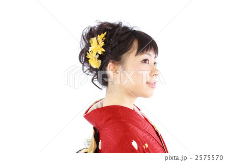 振り袖姿の女性 振り袖姿の女性 2575570