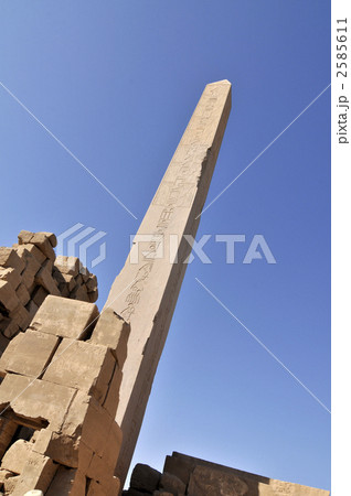 カルナック神殿　ハトシェプスト女王のオベリスク 2585611