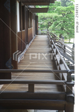 仁和寺 濡れ縁 仁和寺 濡れ縁 2588551