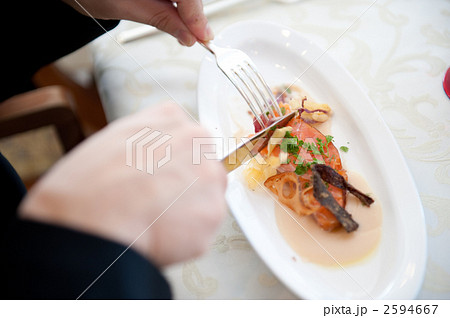 洋食 テーブルマナーの写真素材