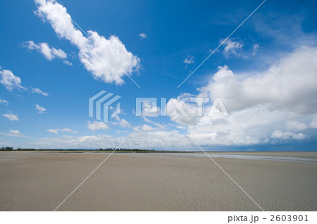 サン・マロ湾の青空 サン・マロ湾の青空 2603901