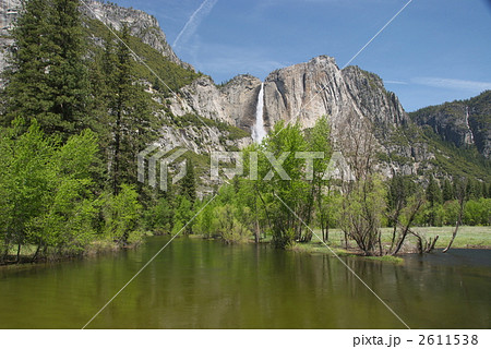 ヨセミテ国立公園とヨセミテ滝2 2611538